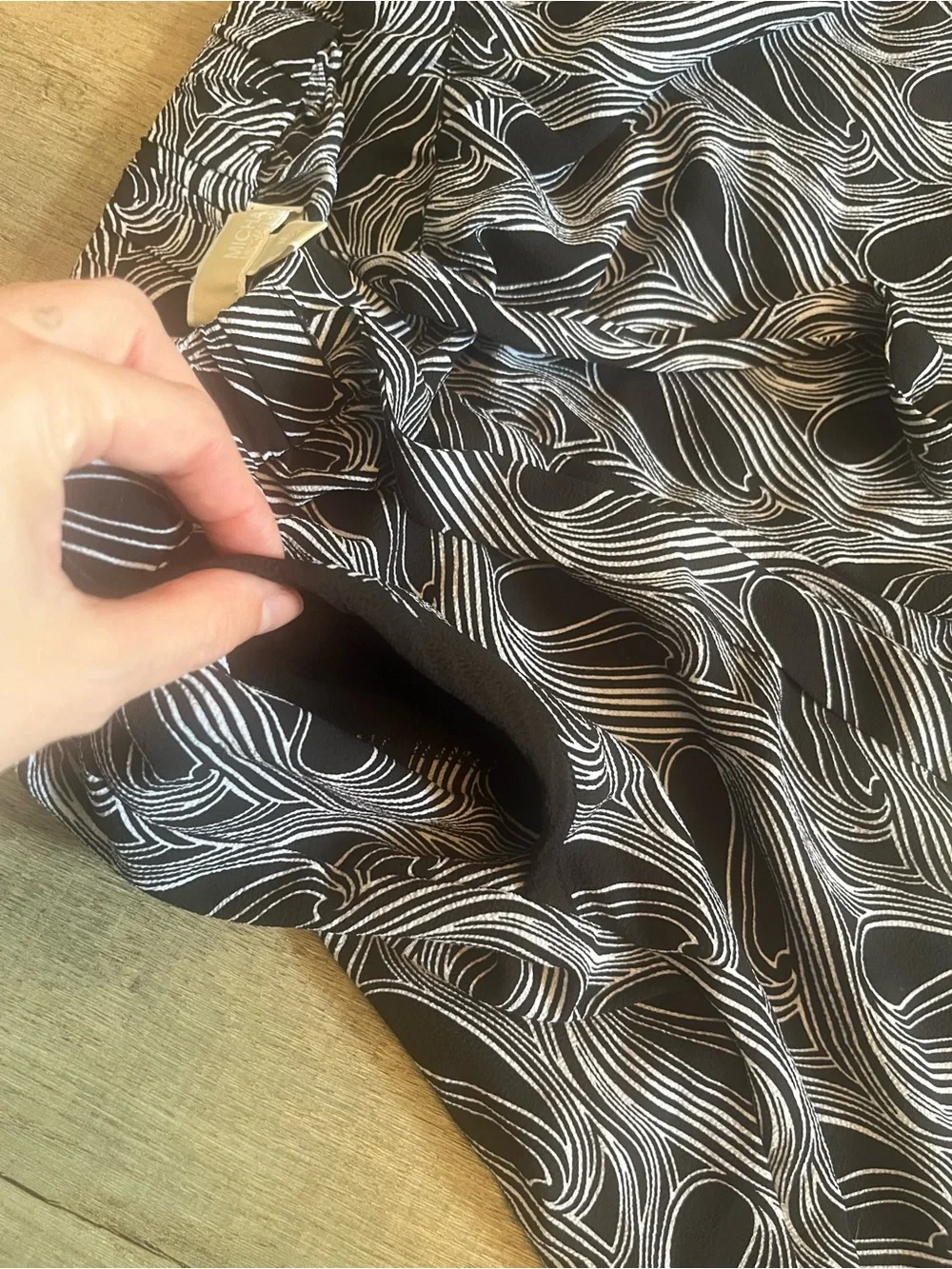 Michael Kors Black & White Printed Cropped Pants